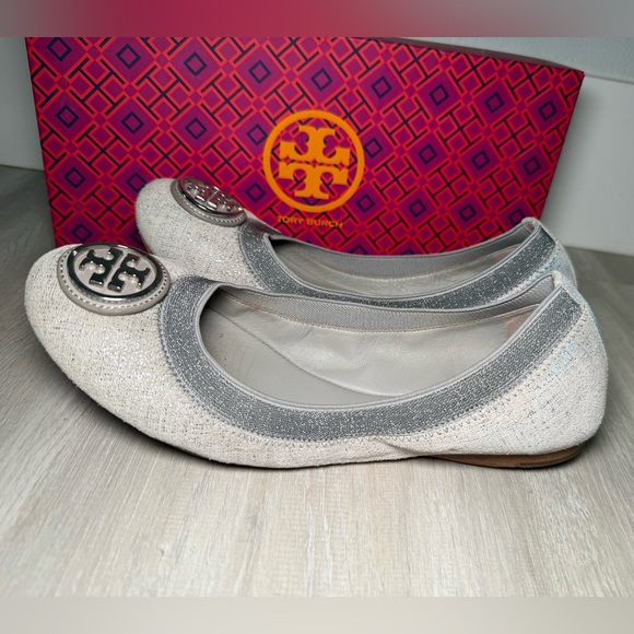 Tory Burch Caroline Ballet Flats Size 8 Pewter Mercury Metallic Tweed Logo - Picture 11 of 12